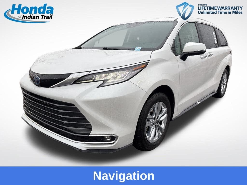 2025 Toyota Sienna Limited 7-Passenger AWD