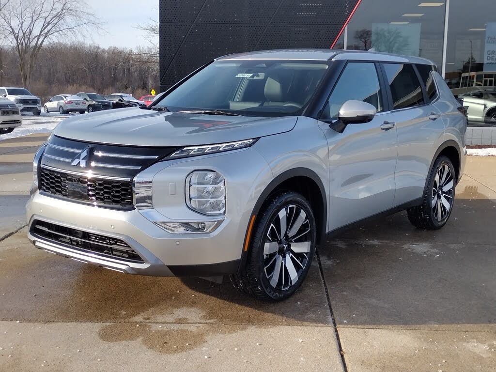 2026 Mitsubishi Outlander SE FWD