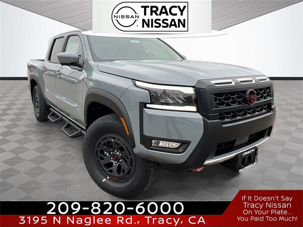 2026 Nissan Frontier PRO-4X Crew Cab 4WD