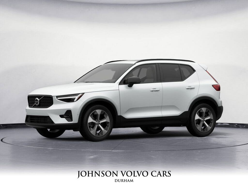 2026 Volvo XC40 B5 Plus AWD