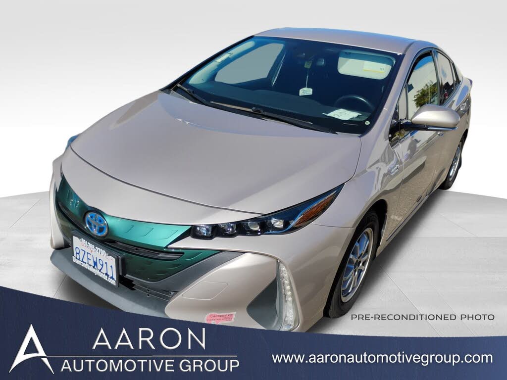 2019 Toyota Prius Prime Plus FWD
