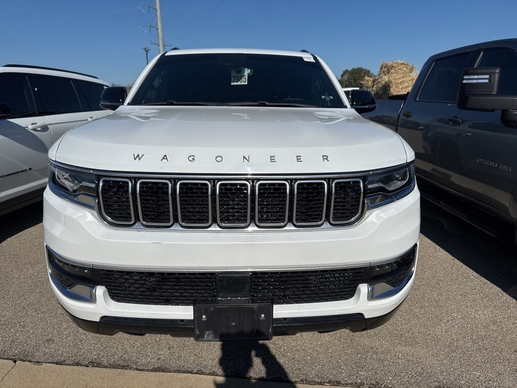 2023 Jeep Wagoneer RWD