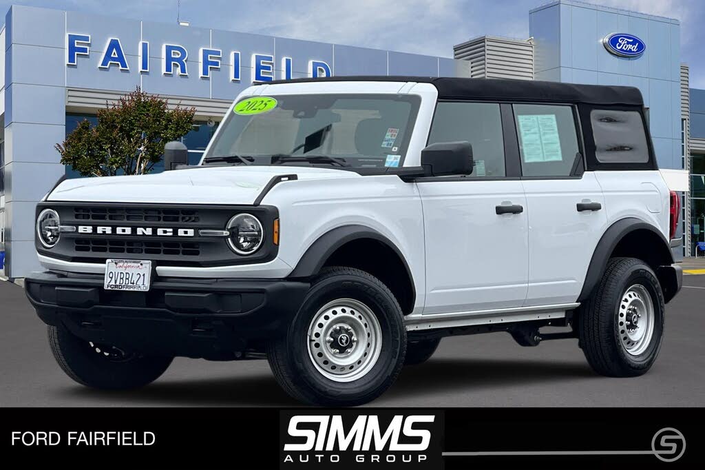 2025 Ford Bronco 4-Door 4WD