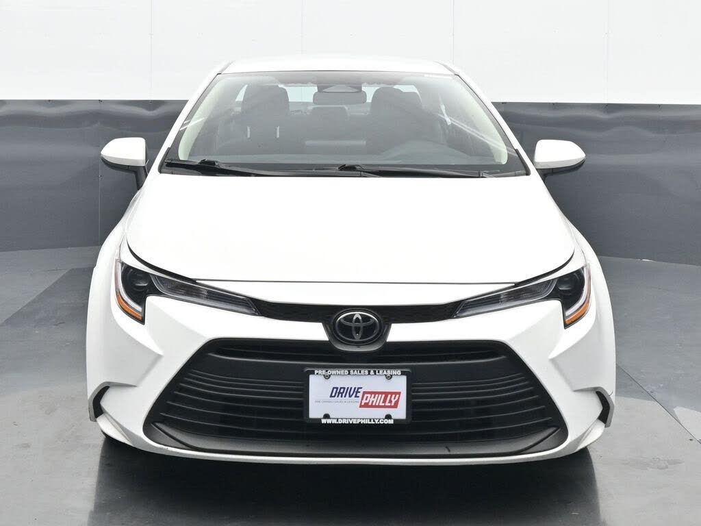 2025 Toyota Corolla LE FWD