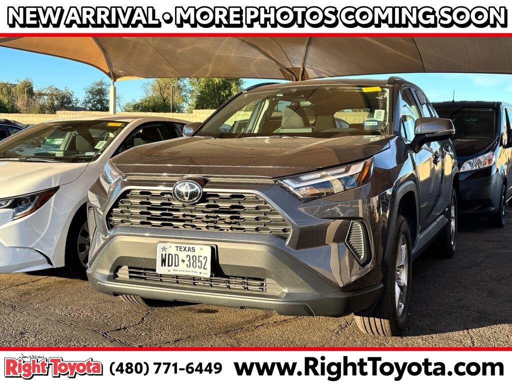 2025 Toyota RAV4 Hybrid XLE AWD