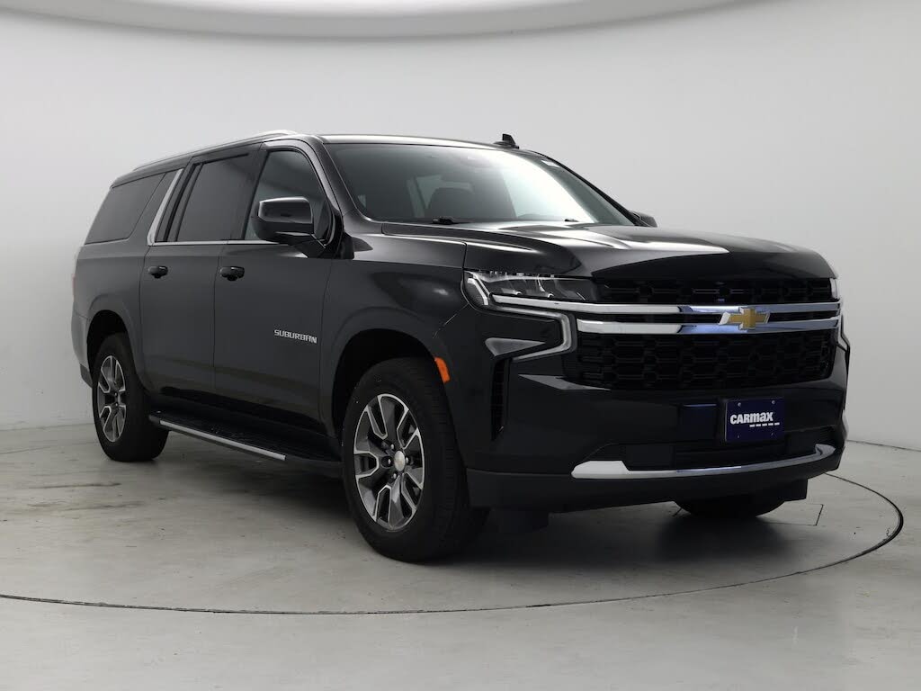 2023 Chevrolet Suburban LS 4WD