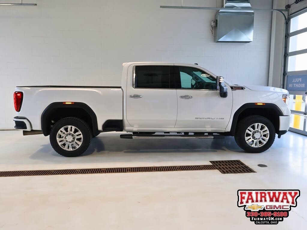2023 GMC Sierra 3500HD Denali Crew Cab 4WD