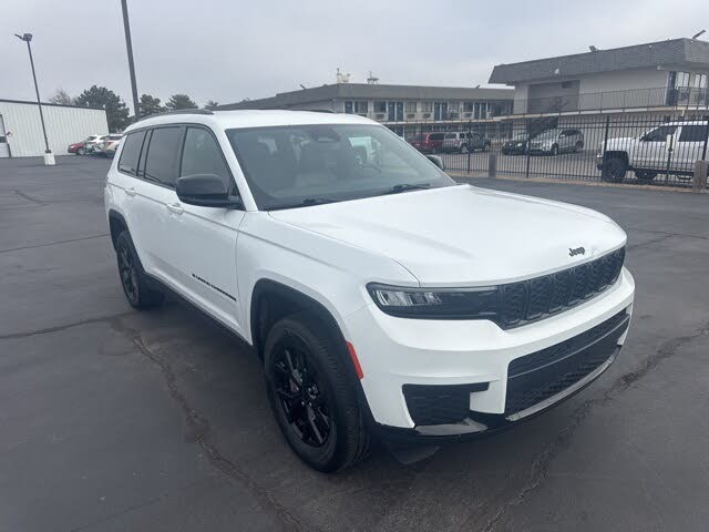 2024 Jeep Grand Cherokee L Altitude 4WD