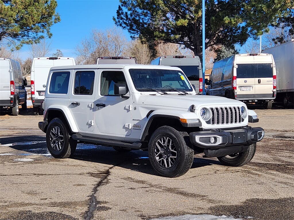 2024 Jeep Wrangler Sahara 4-Door 4WD