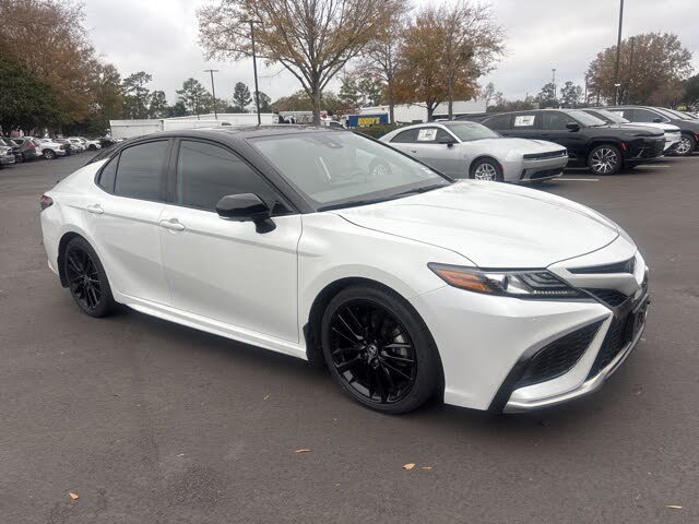2024 Toyota Camry XSE V6 FWD