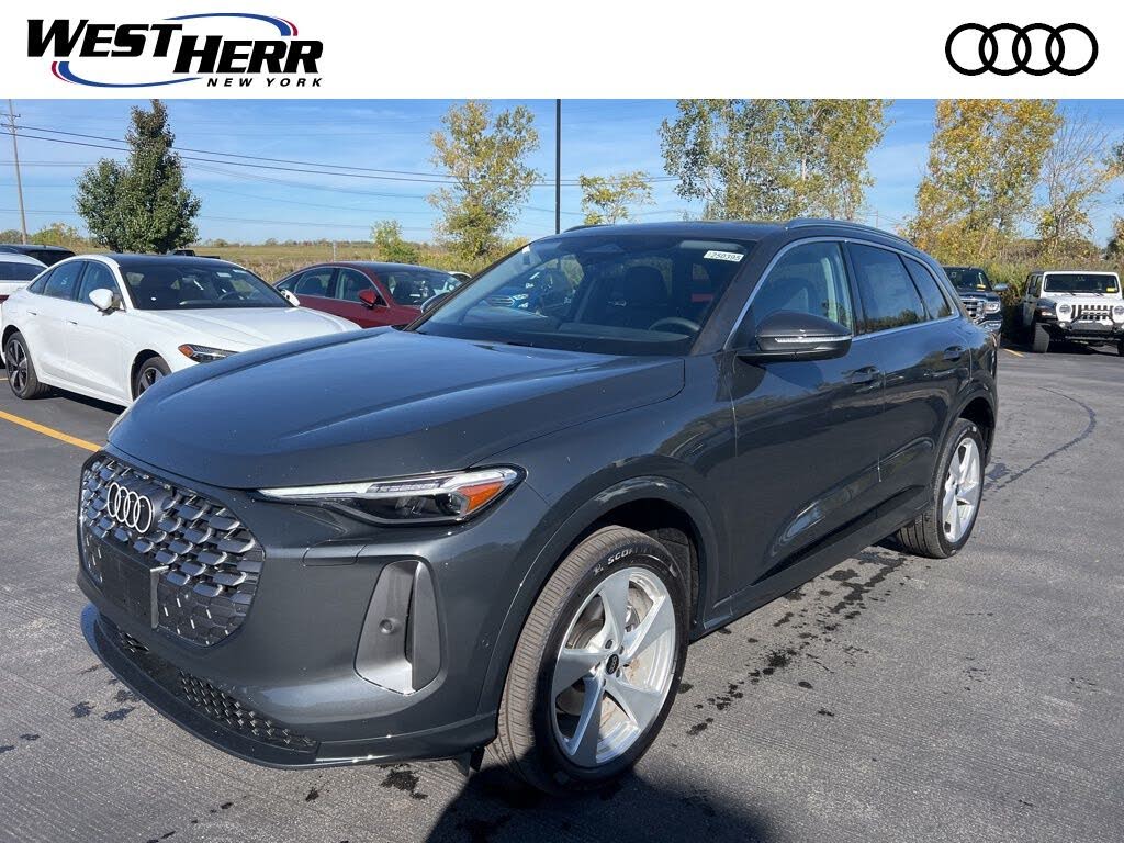 2025 Audi Q5 quattro Premium Plus 40 TFSI