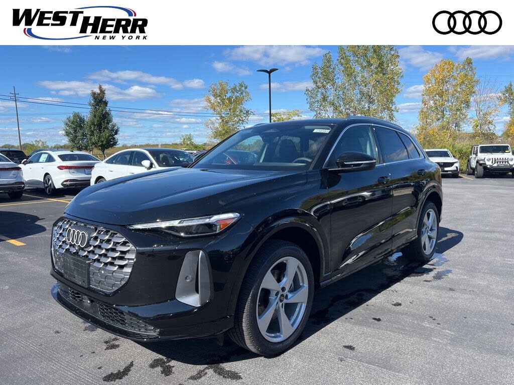 2025 Audi Q5 quattro Premium Plus 40 TFSI