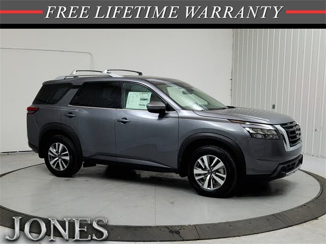 2025 Nissan Pathfinder SL FWD