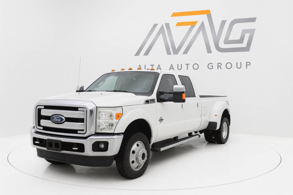 2015 Ford F-450 Super Duty Lariat Crew Cab LB DRW 4WD