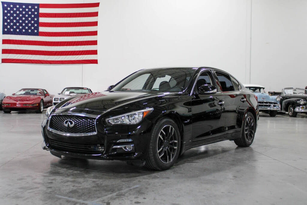 2015 INFINITI Q50 3.7 AWD