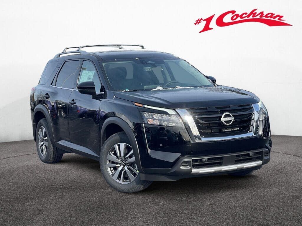 2025 Nissan Pathfinder SL 4WD
