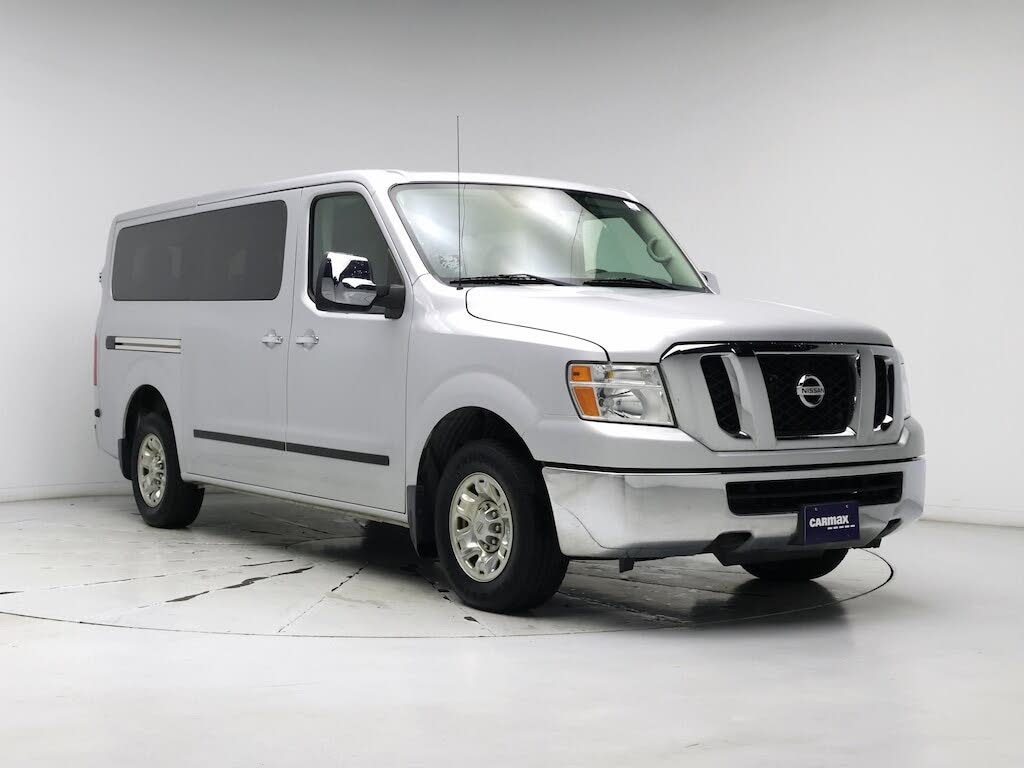 2018 Nissan NV Passenger V6 SV RWD