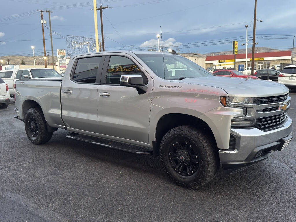 2020 Chevrolet Silverado 1500 LT Crew Cab 4WD
