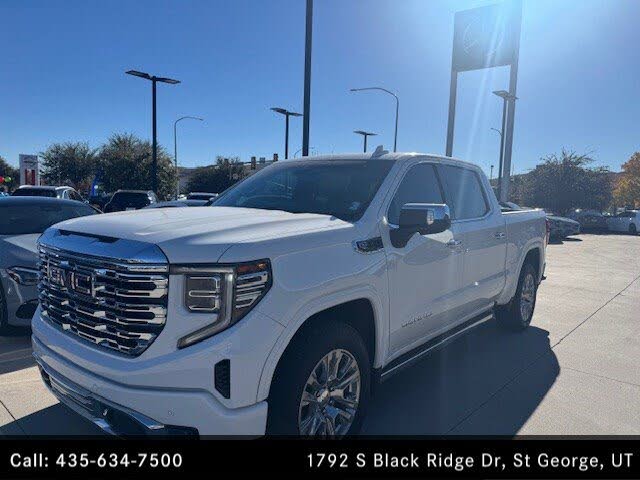 2022 GMC Sierra 1500 Denali Crew Cab 4WD