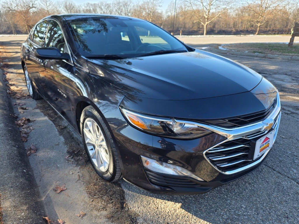 2023 Chevrolet Malibu LT with 1LT FWD