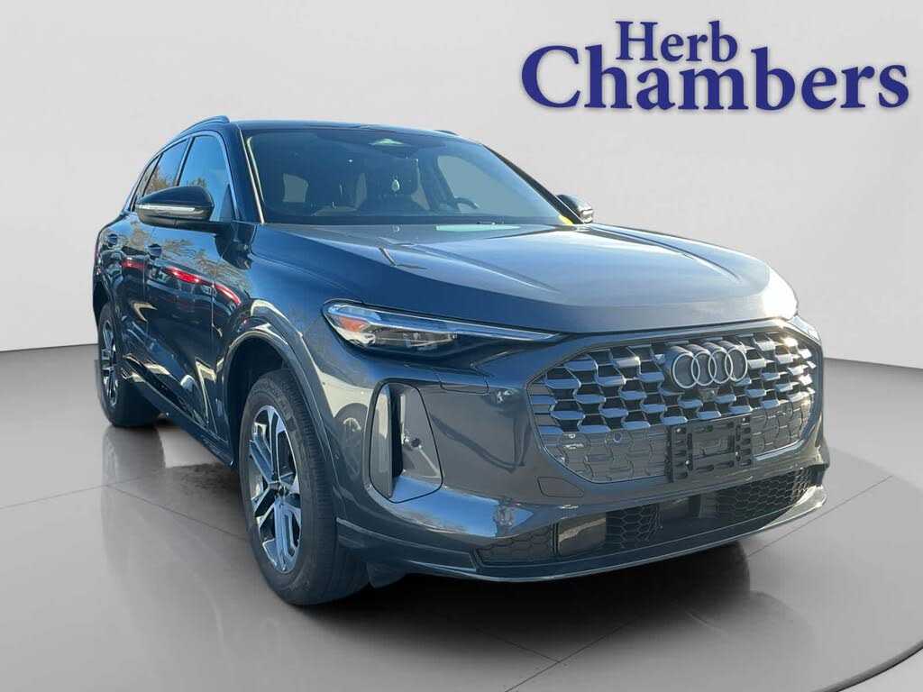 2025 Audi Q5 quattro Premium Plus 40 TFSI