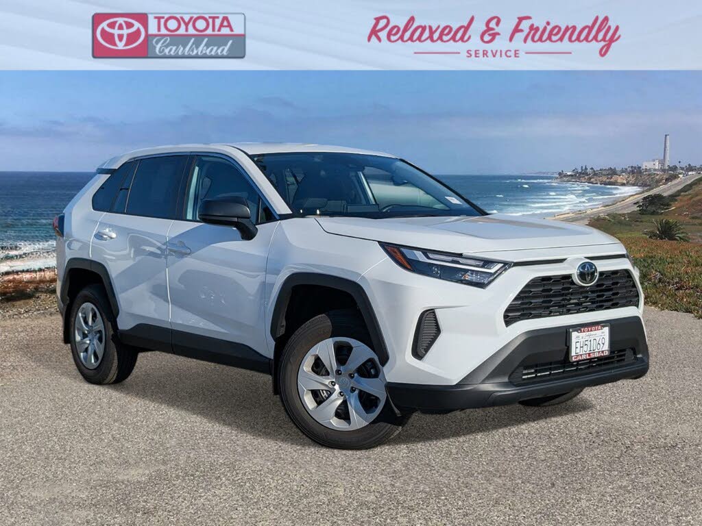 2025 Toyota RAV4 LE FWD