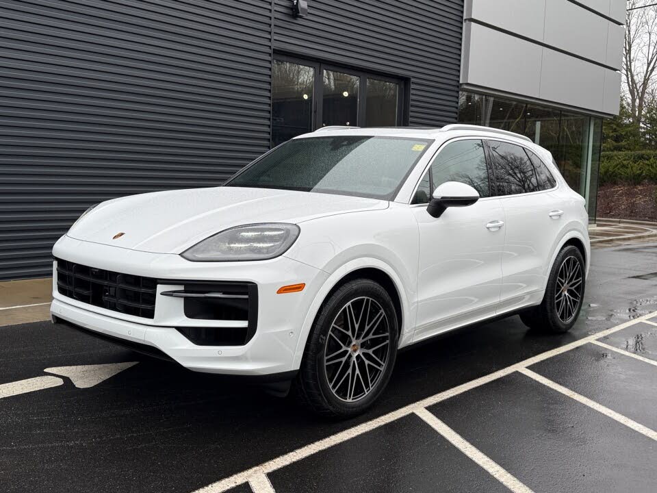 2026 Porsche Cayenne AWD