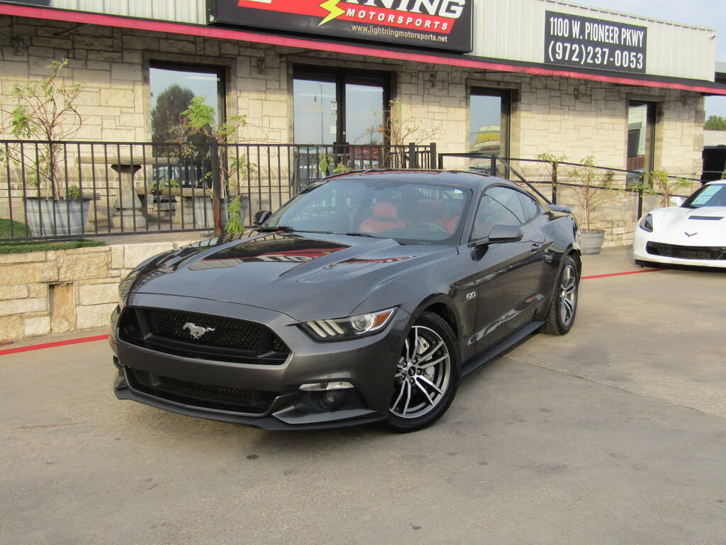 2015 Ford Mustang GT Premium Coupe RWD