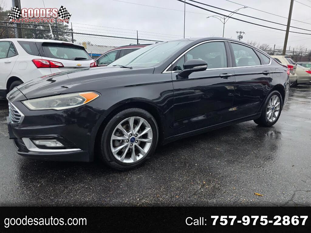 2017 Ford Fusion SE