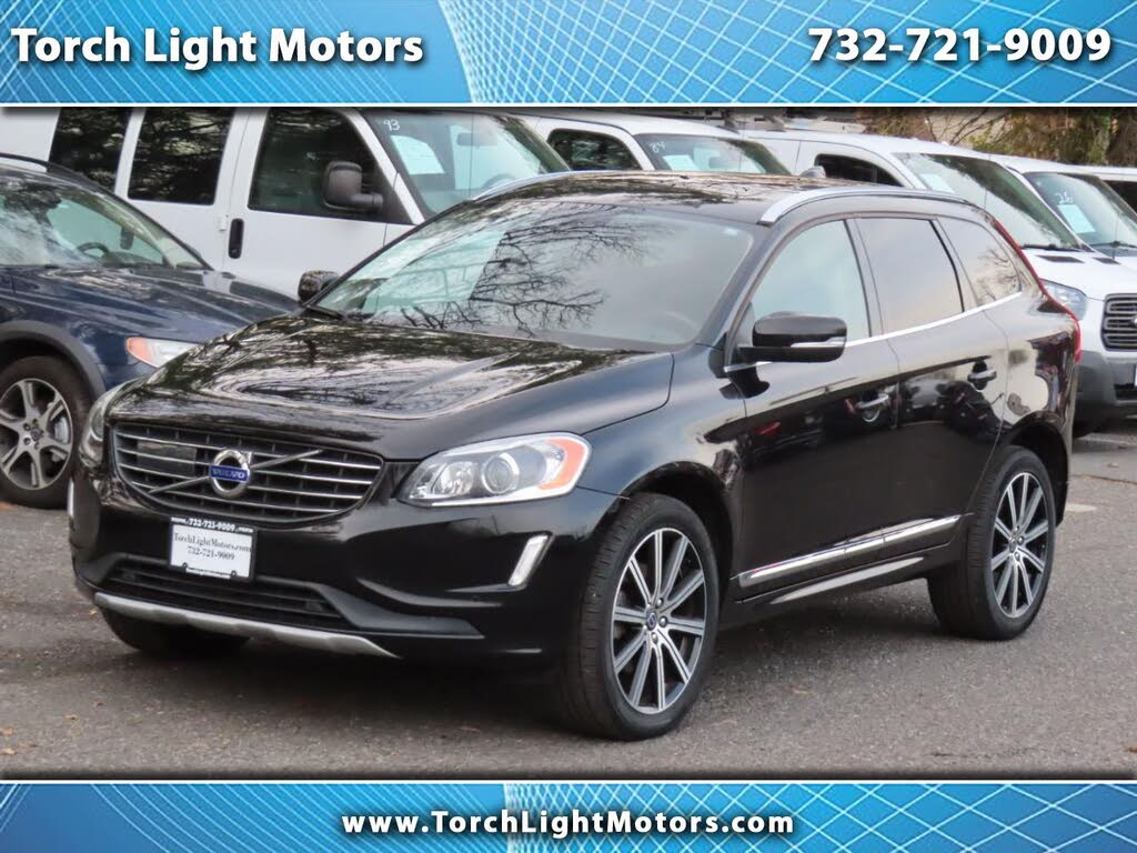 2017 Volvo XC60 T6 Inscription AWD