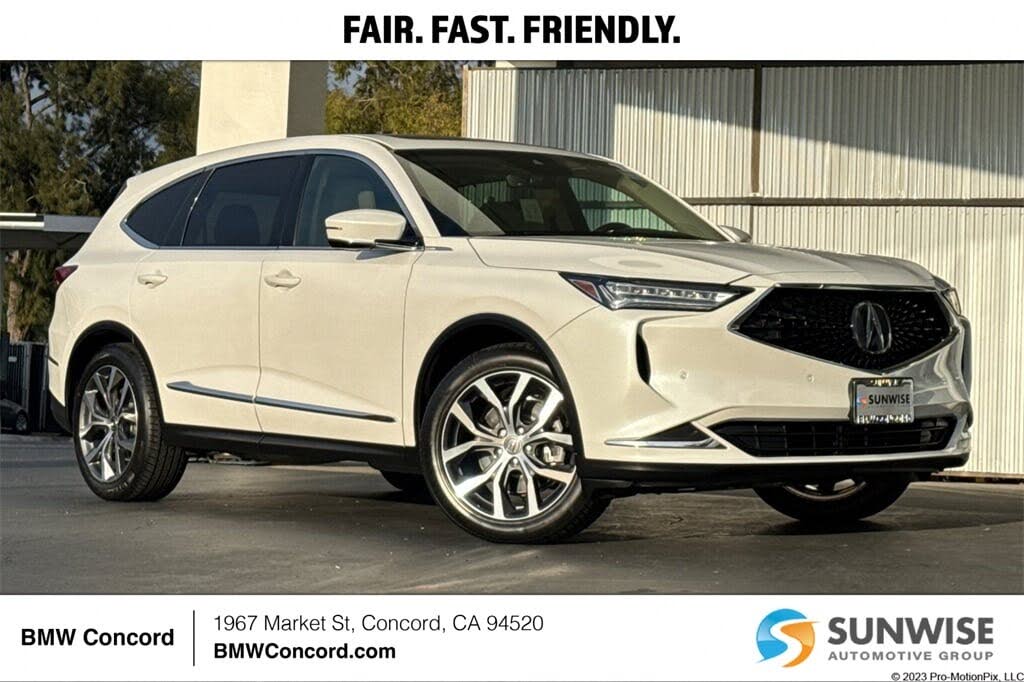 2022 Acura MDX FWD with Technology Package