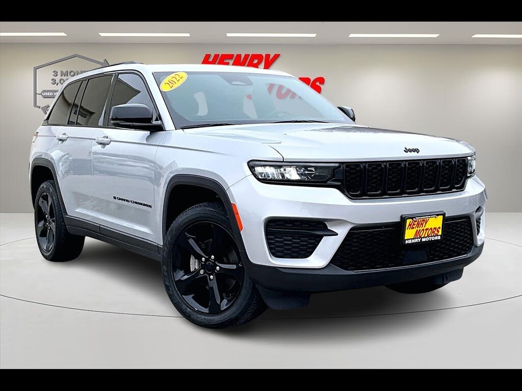 2022 Jeep Grand Cherokee Altitude 4WD