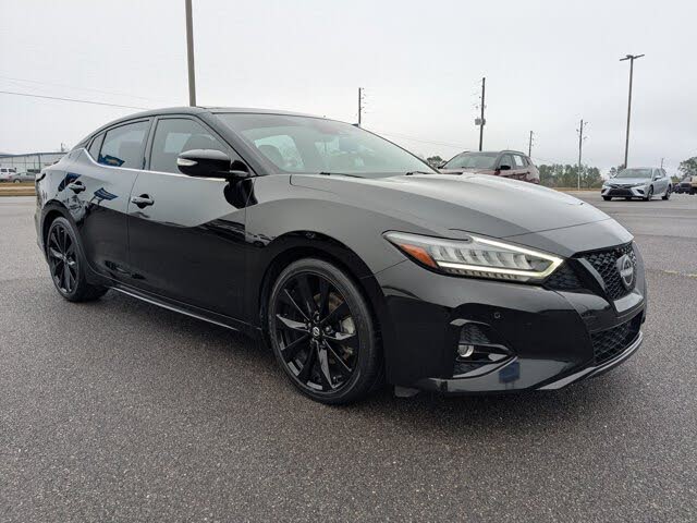 2022 Nissan Maxima SR FWD