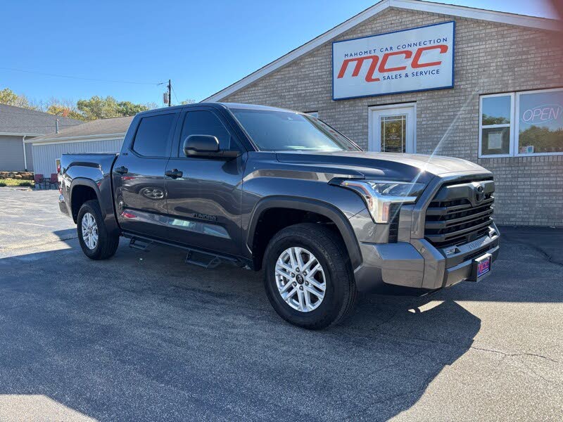 2025 Toyota Tundra SR5 CrewMax Cab 4WD