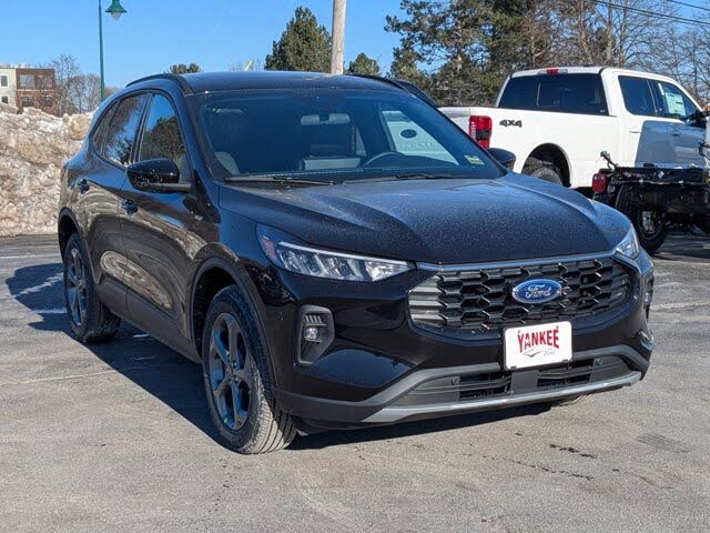 2026 Ford Escape ST-Line Select AWD