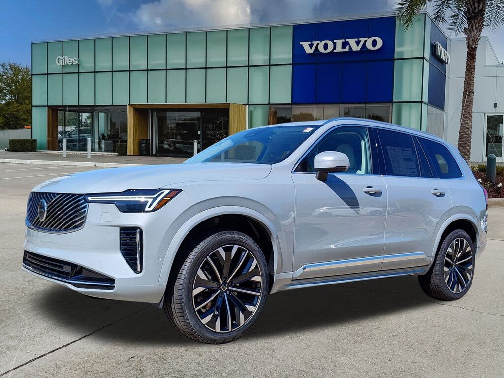 2026 Volvo XC90 B6 Plus 6-Passenger AWD