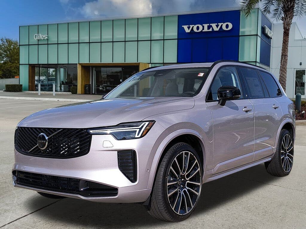 2026 Volvo XC90 B6 Ultra Dark 7-Passenger AWD