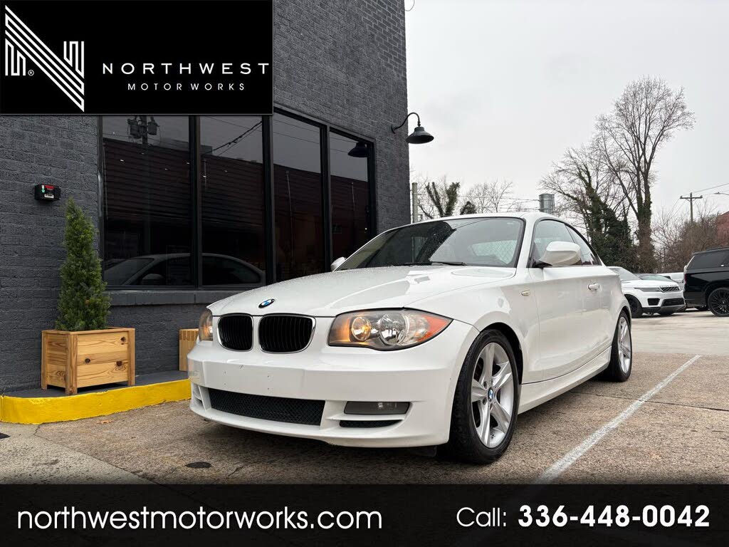 2011 BMW 1 Series 128i Coupe RWD