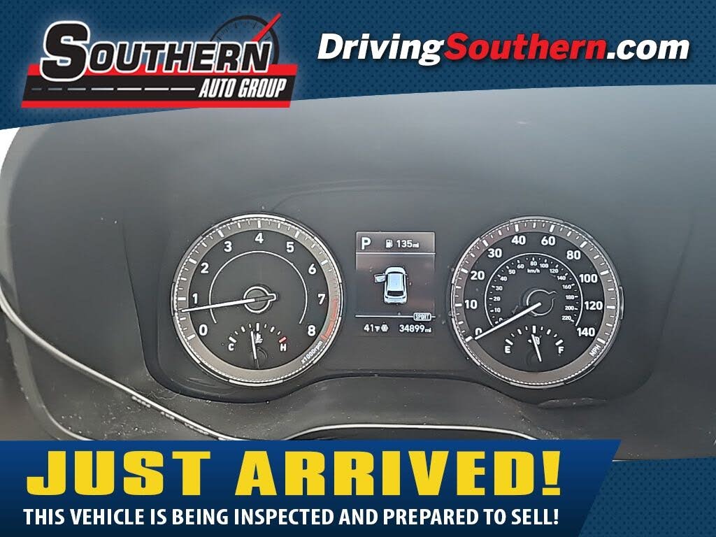 2022 Hyundai Venue SEL FWD