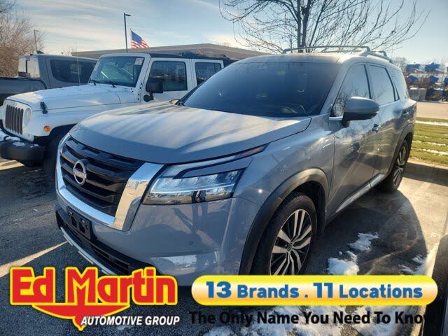2023 Nissan Pathfinder Platinum FWD