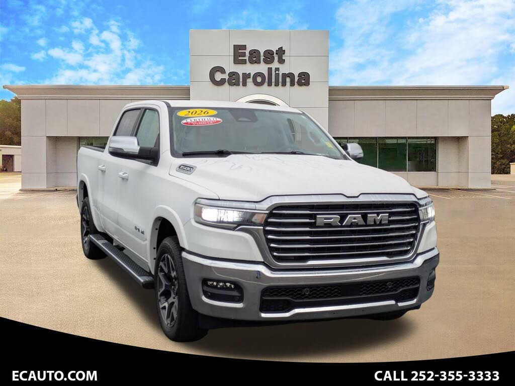 2026 RAM 1500 Laramie Crew Cab 4WD