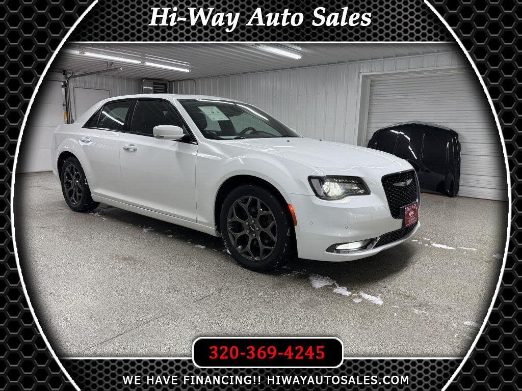 2018 Chrysler 300 S AWD
