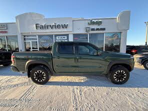 Nissan Frontier PRO-4X Crew Cab 4WD