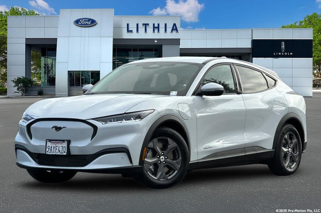 2022 Ford Mustang Mach-E Select RWD