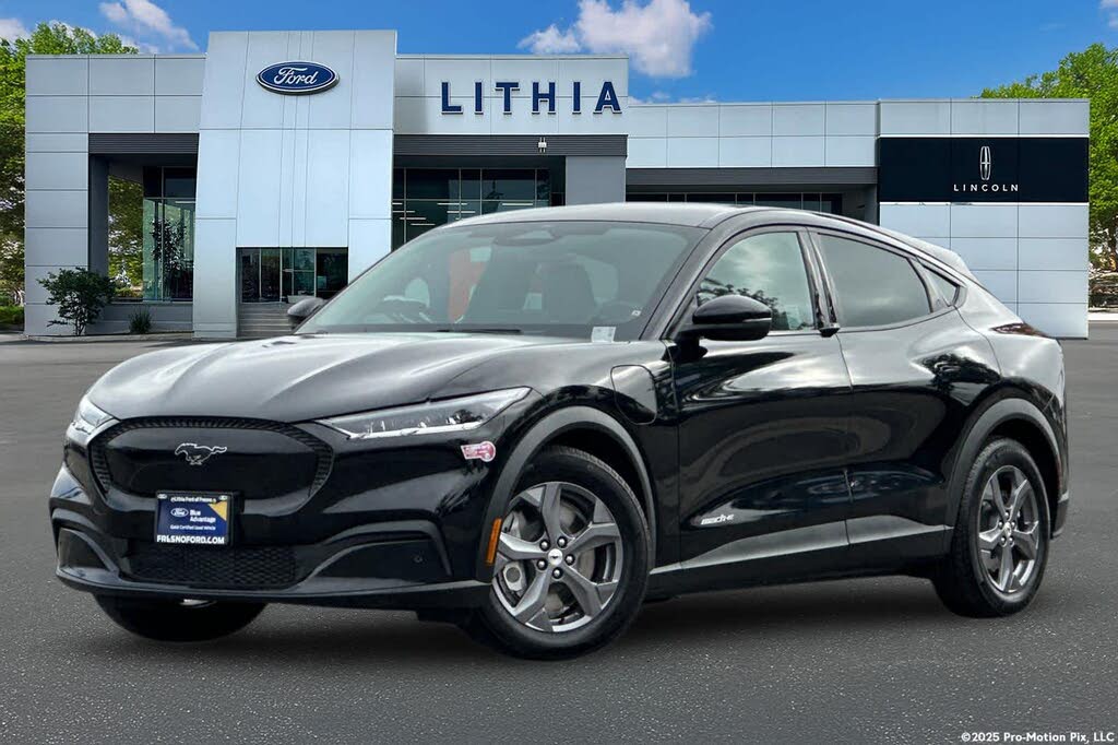 2022 Ford Mustang Mach-E Select RWD