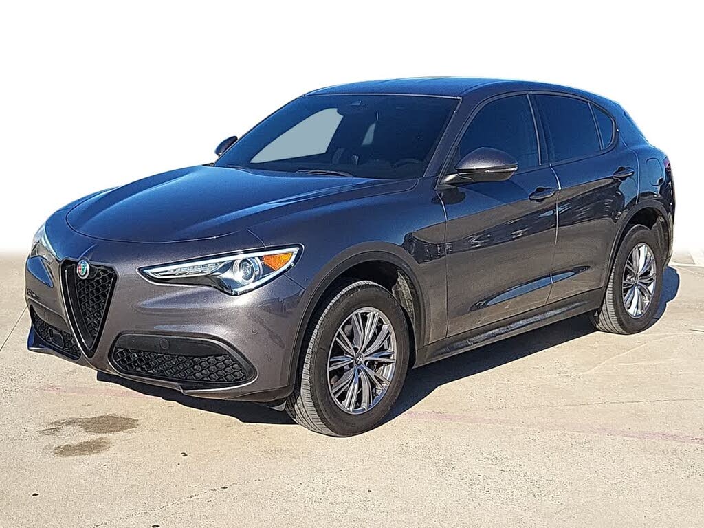 2023 Alfa Romeo Stelvio Sprint RWD