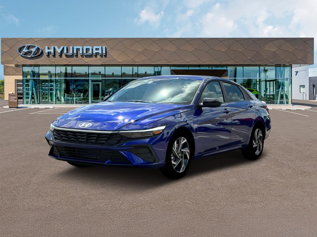 2025 Hyundai Elantra SEL Sport FWD