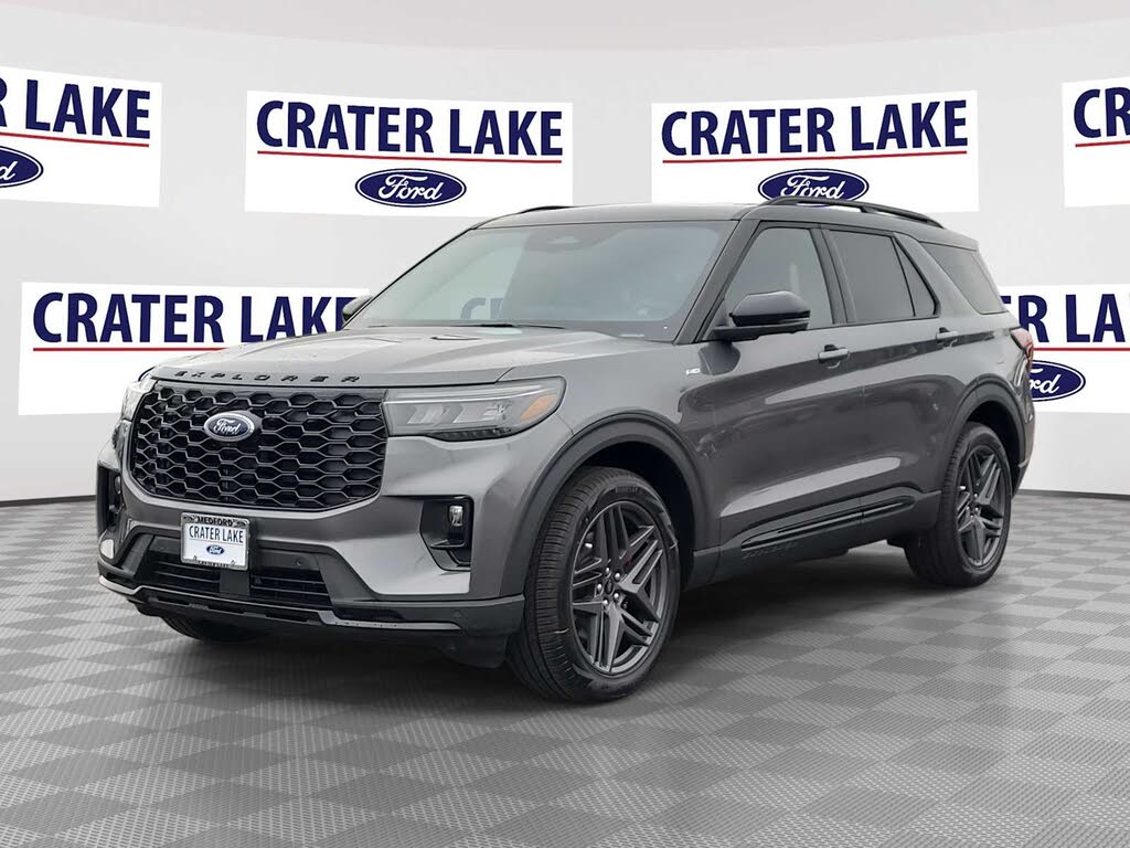 2026 Ford Explorer ST-Line AWD