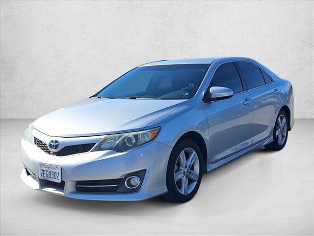 2014 Toyota Camry SE