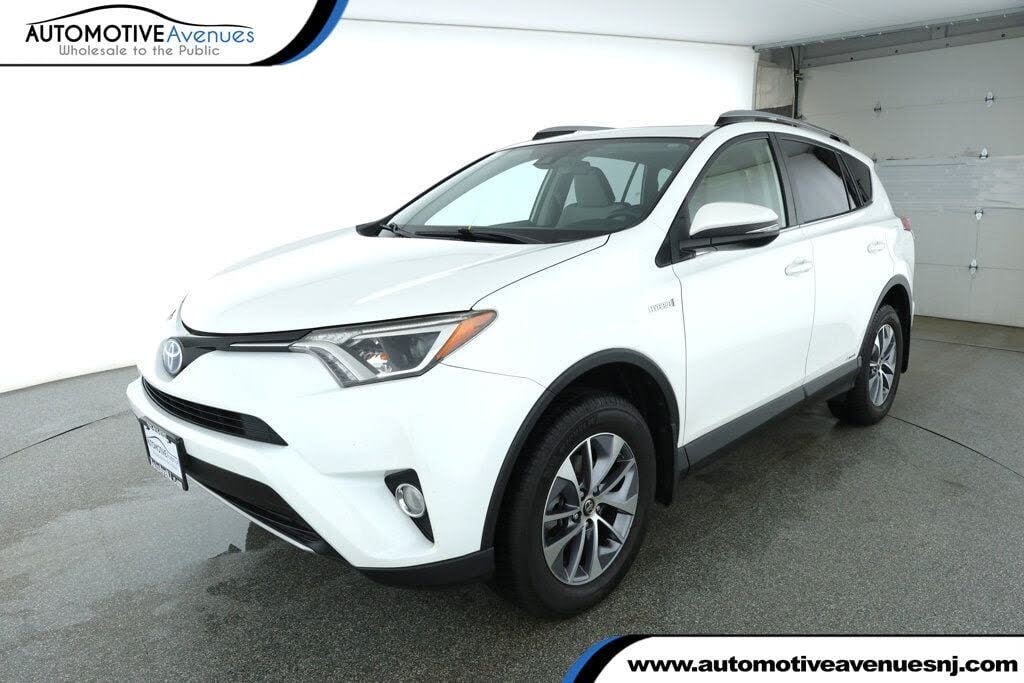 2018 Toyota RAV4 Hybrid XLE AWD